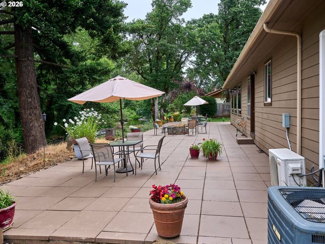 15729 BLUE HERON Way Ne, Silverton, OR 97381