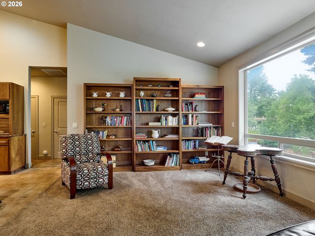 15729 BLUE HERON Way Ne, Silverton, OR 97381