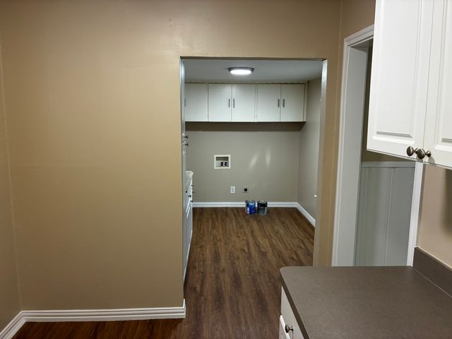 319 E Holley Street, Mesquite, TX 75149