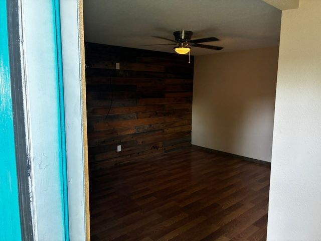 319 E Holley Street, Mesquite, TX 75149