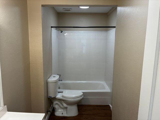 319 E Holley Street, Mesquite, TX 75149