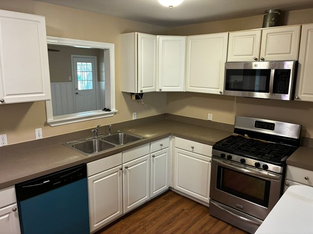 319 E Holley Street, Mesquite, TX 75149