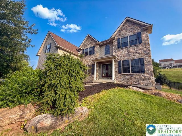448 East Beil Avenue, Upper Nazareth Twp, PA 18064