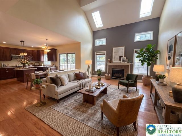 448 East Beil Avenue, Upper Nazareth Twp, PA 18064