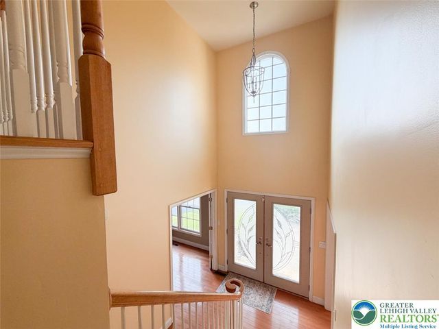 448 East Beil Avenue, Upper Nazareth Twp, PA 18064