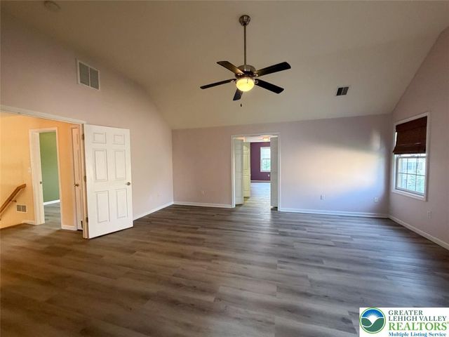 448 East Beil Avenue, Upper Nazareth Twp, PA 18064