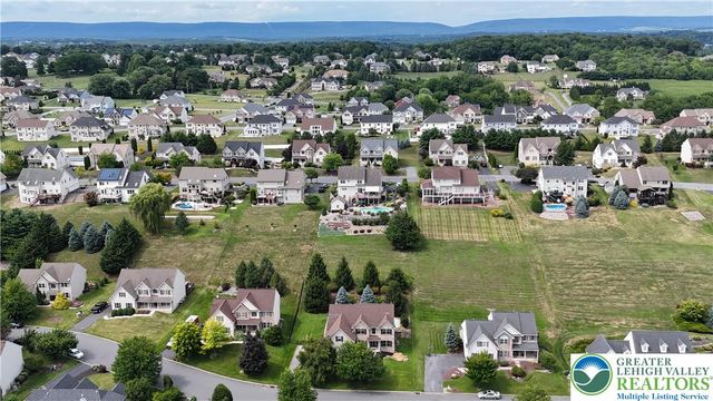 448 East Beil Avenue, Upper Nazareth Twp, PA 18064