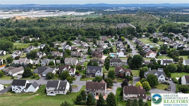 448 East Beil Avenue, Upper Nazareth Twp, PA 18064