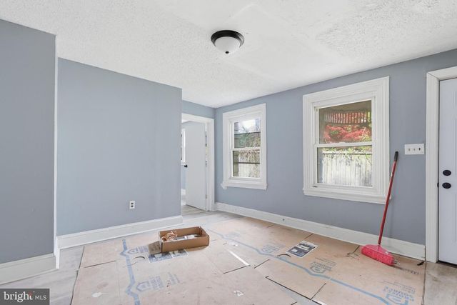 315-317 E BROADWAY, Salem, NJ 08079