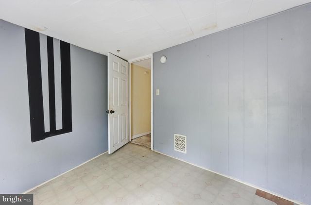 315-317 E BROADWAY, Salem, NJ 08079