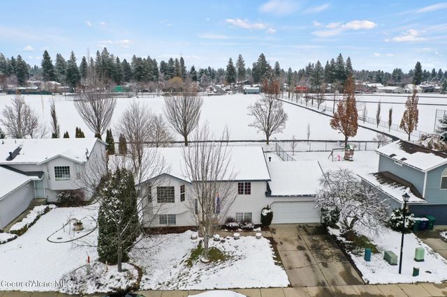 2020 N STAGECOACH DR, Post Falls, ID 83854