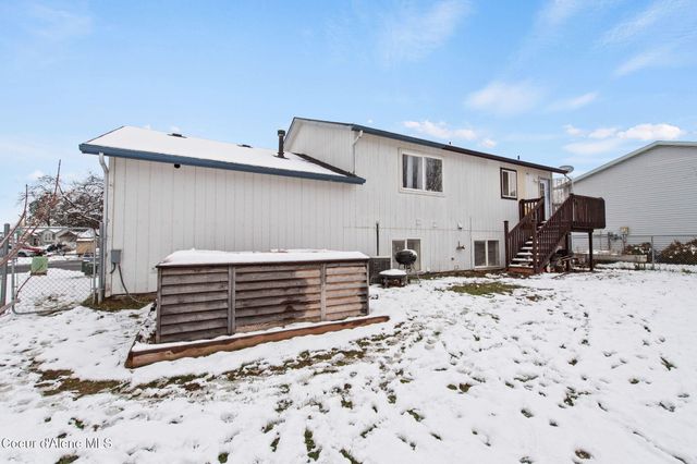 2020 N STAGECOACH DR, Post Falls, ID 83854