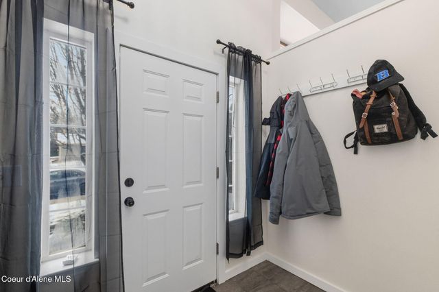 2020 N STAGECOACH DR, Post Falls, ID 83854