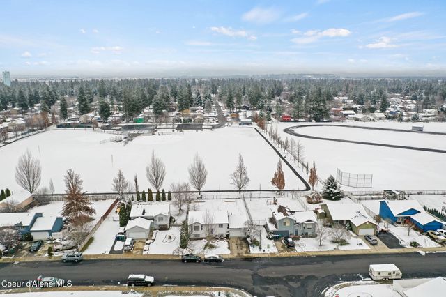 2020 N STAGECOACH DR, Post Falls, ID 83854