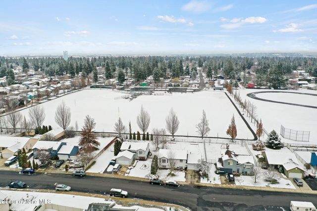 2020 N STAGECOACH DR, Post Falls, ID 83854