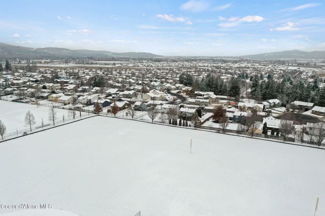 2020 N STAGECOACH DR, Post Falls, ID 83854