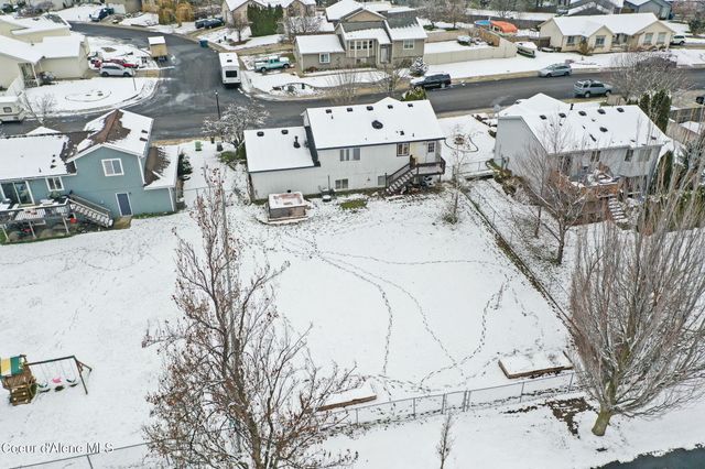 2020 N STAGECOACH DR, Post Falls, ID 83854