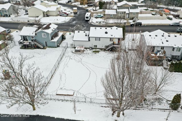 2020 N STAGECOACH DR, Post Falls, ID 83854