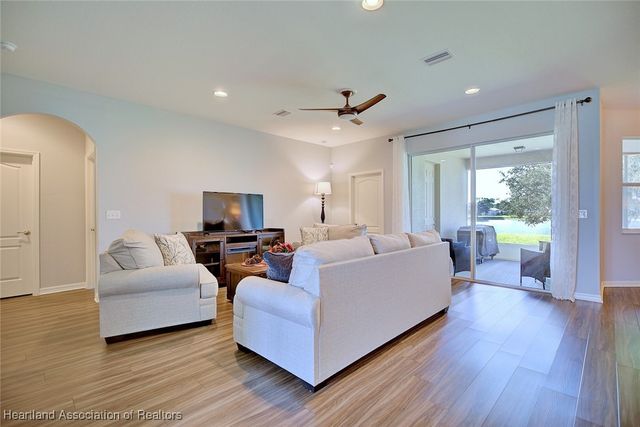 5031 Moss Hammock Trail, Sebring, FL 33872