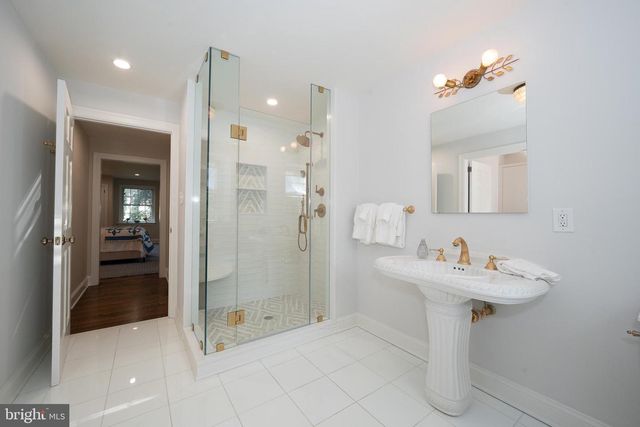 510 LYNMERE RD, Bryn Mawr, PA 19010