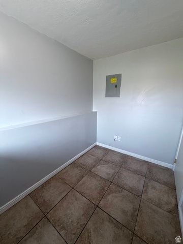 4135 W 4700 S, Roy, UT 84067