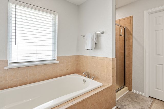306 E Pine Street, Mabank, TX 75147