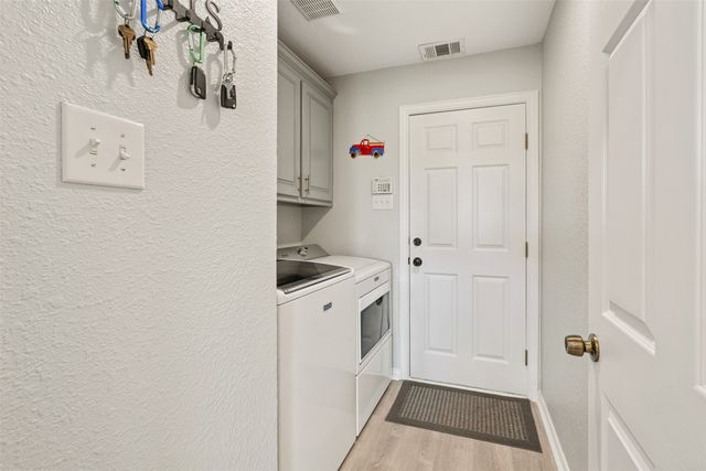 306 E Pine Street, Mabank, TX 75147