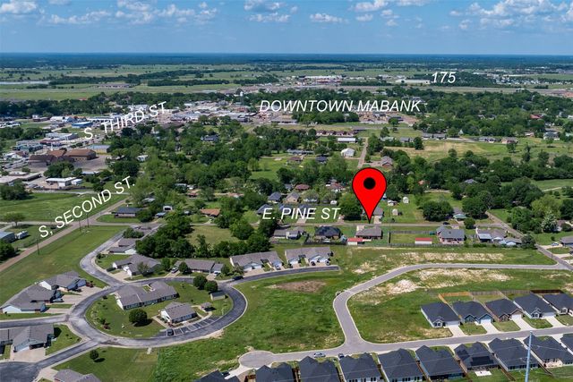 306 E Pine Street, Mabank, TX 75147