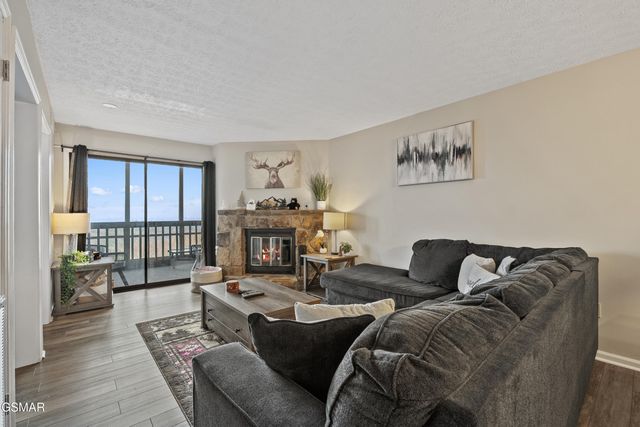 1102 Ski View, Gatlinburg, TN 37738