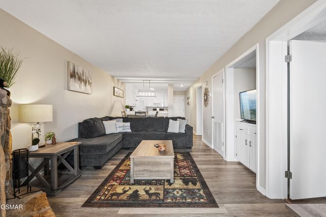 1102 Ski View, Gatlinburg, TN 37738