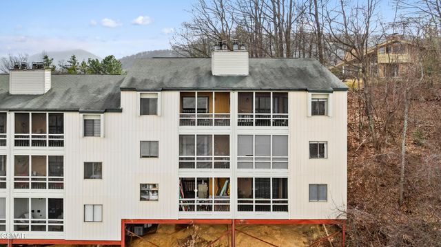 1102 Ski View, Gatlinburg, TN 37738