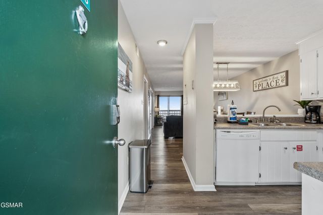 1102 Ski View, Gatlinburg, TN 37738