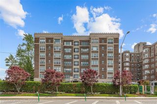 8120 E Jefferson Avenue, Detroit, MI 48214
