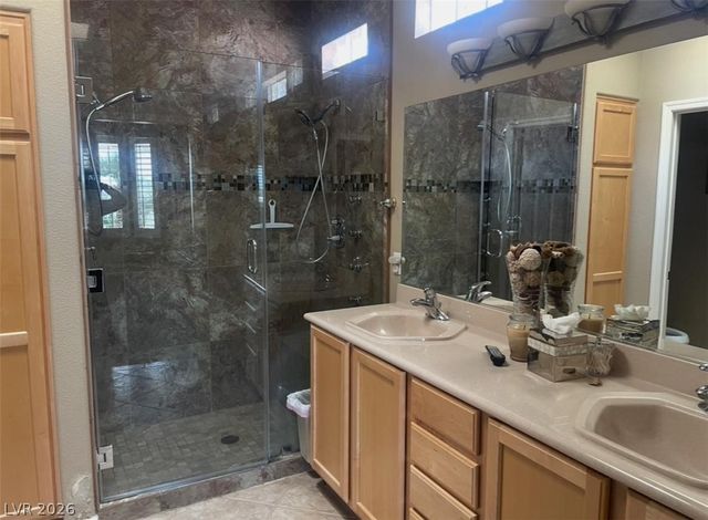 4416 Fiore Bella Boulevard, Las Vegas, NV 89135