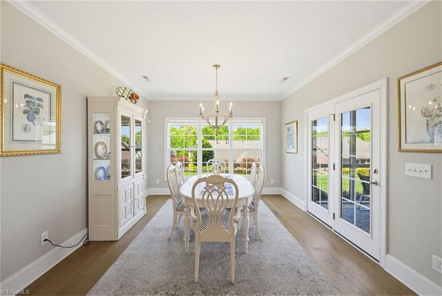 5242 Shoal Creek Lane, Winston-salem, NC 27106