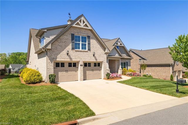 5242 Shoal Creek Lane, Winston-salem, NC 27106