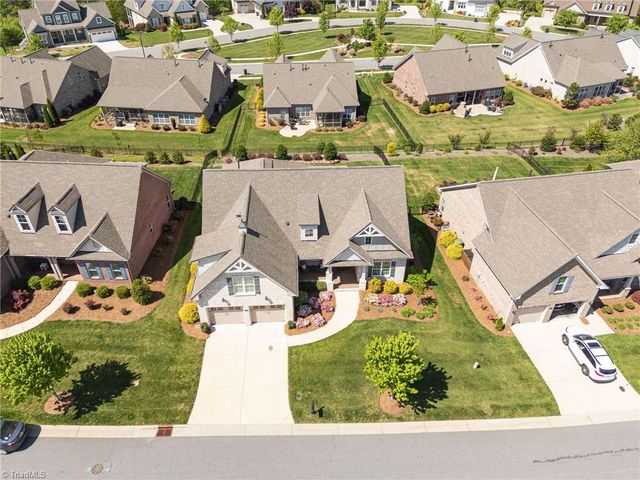 5242 Shoal Creek Lane, Winston-salem, NC 27106