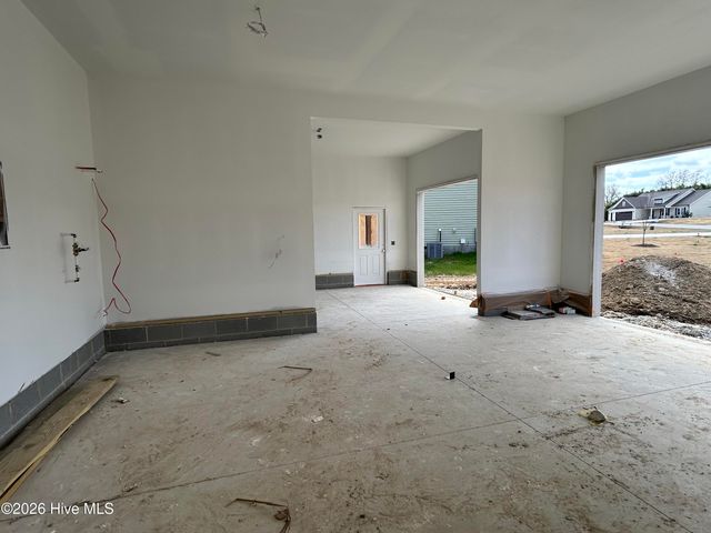 104 Lucky Lane, Pikeville, NC 27863