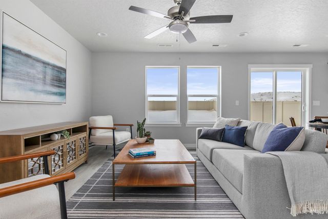 3411 W Scree St, Kuna, ID 83634