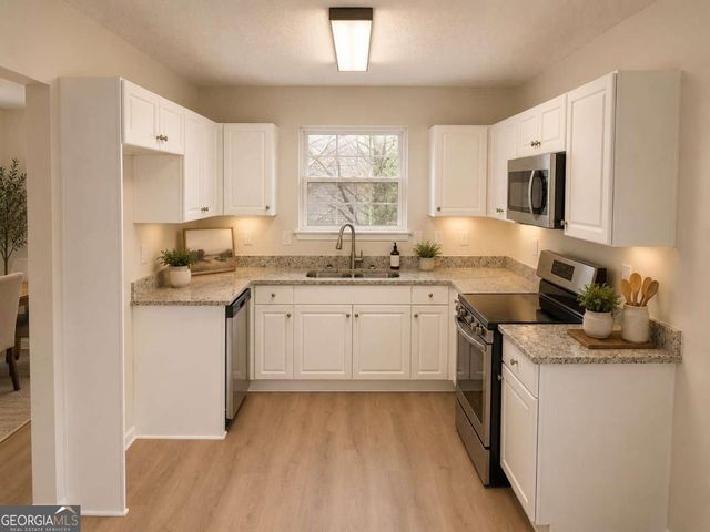 119 Bainbridge Court, Dallas, GA 30132