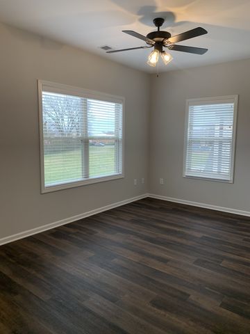 89A CAGES RD, Hendersonville, TN 37075
