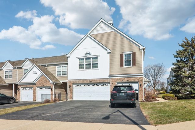 134 Arboretum Drive 134, Lombard, IL 60148