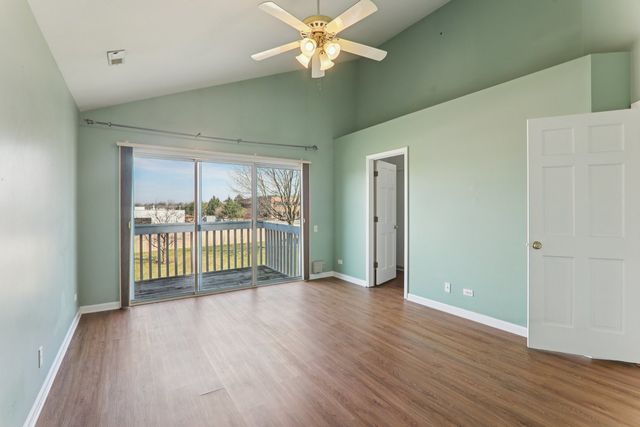 134 Arboretum Drive 134, Lombard, IL 60148