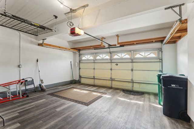 134 Arboretum Drive 134, Lombard, IL 60148