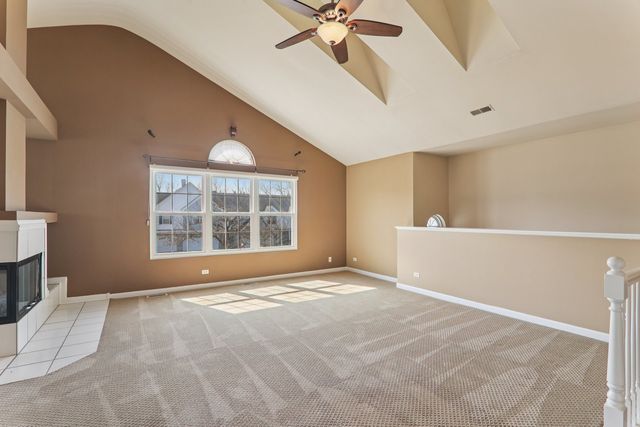 134 Arboretum Drive 134, Lombard, IL 60148