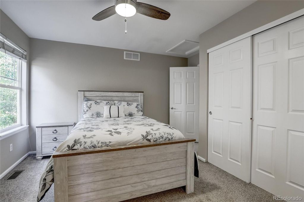 Image 17 of property listing at 3242 Windridge Circle, Highlands Ranch, CO 80126