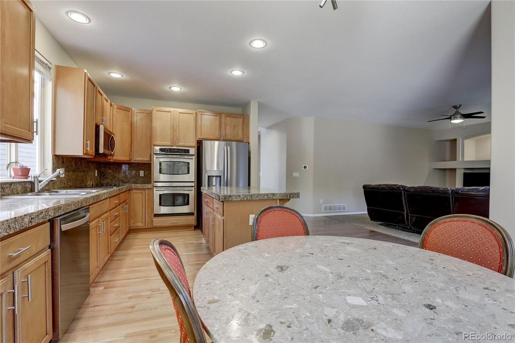 Image 8 of property listing at 3242 Windridge Circle, Highlands Ranch, CO 80126