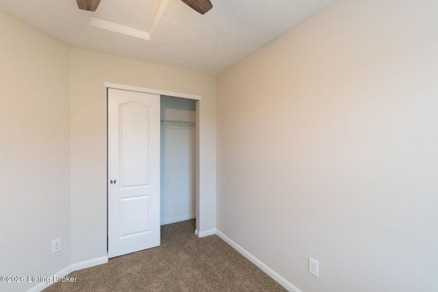 3024 Mary Crest Dr, Shelbyville, KY 40065