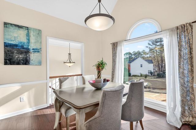 155 Clubhouse NW Drive, Kennesaw, GA 30144