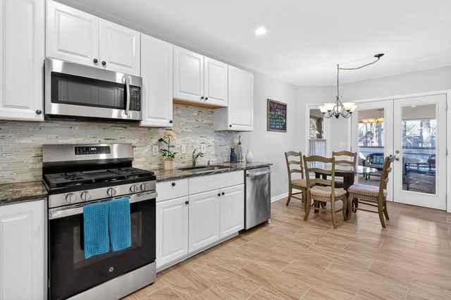 155 Clubhouse NW Drive, Kennesaw, GA 30144